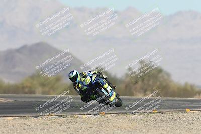 media/Nov-01-2025-CVMA (Sat) [[fc0f7531b8]]/Race 1-Formula Middleweight/